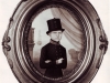 Fotografija Wilhelma v času, ko je bil gojenec  mornariškega kolegija v Benetkah. PAM, Osebni fond Wilhelma Tegetthoffa.