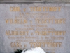 Fotografija nagrobnika na pokopališču v Gradcu.